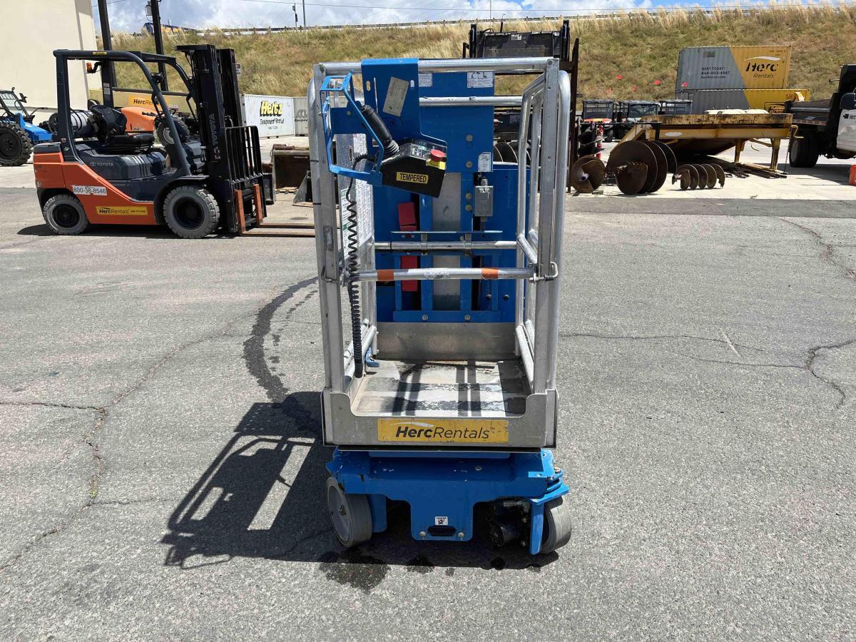 2018 Genie GR-12-3