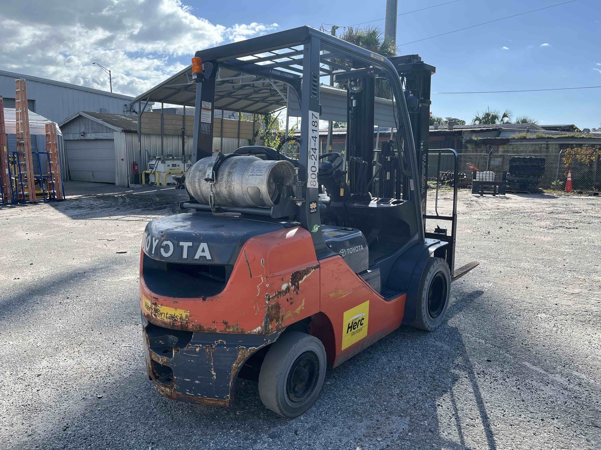 2019 Toyota 8FGU25-3