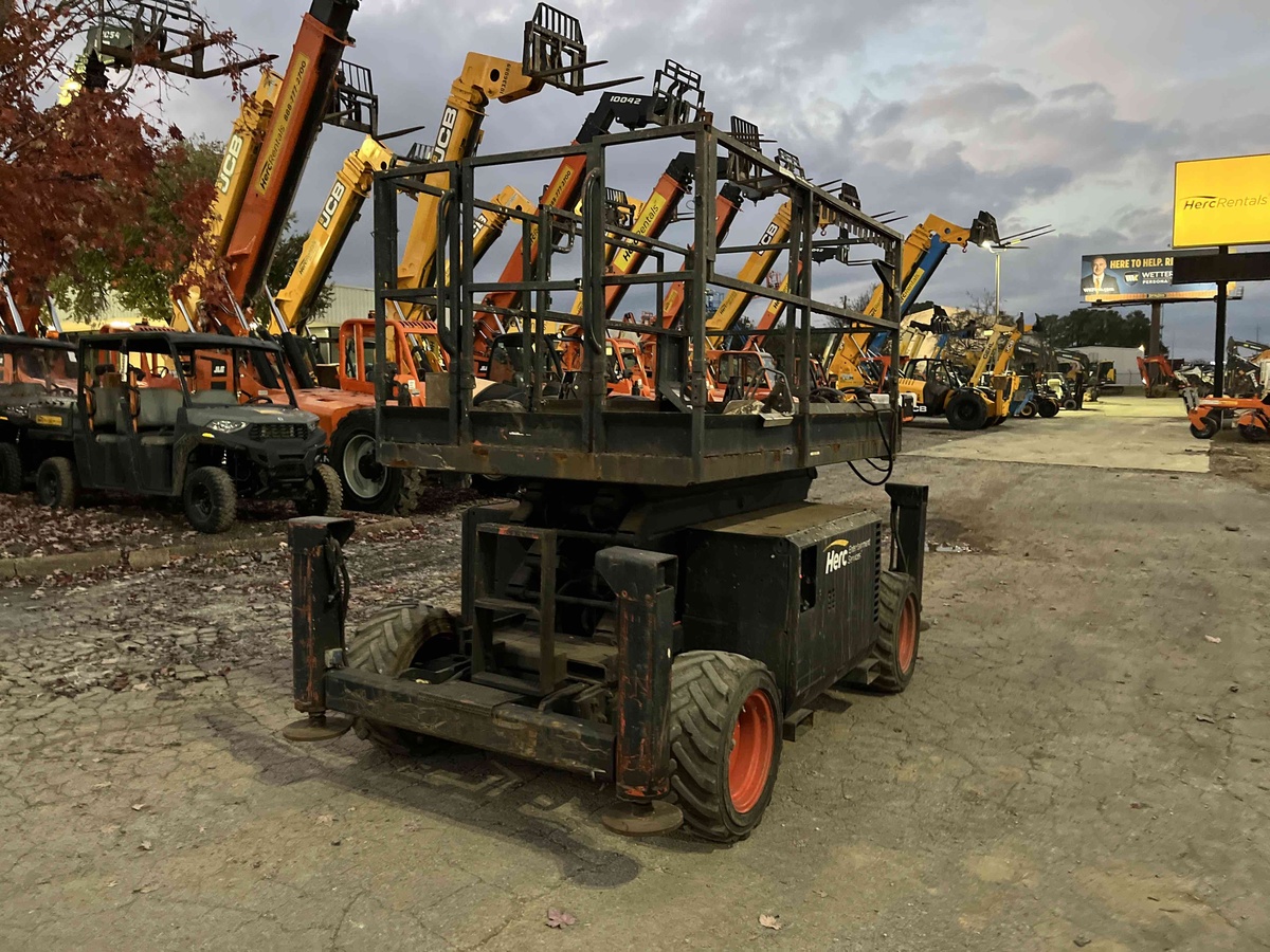 2018 Skyjack SJ-6832RT-2