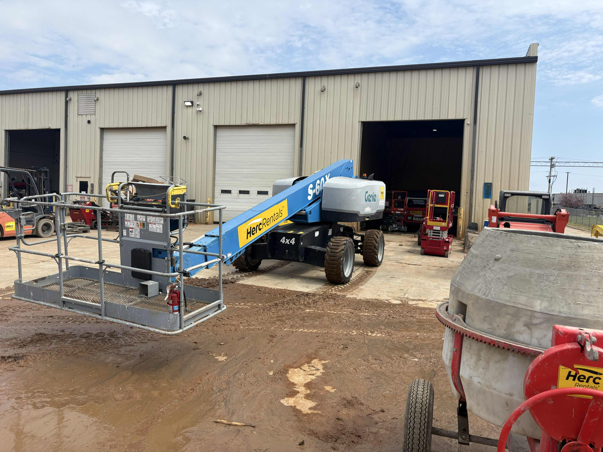 2018 Genie S-60X-4