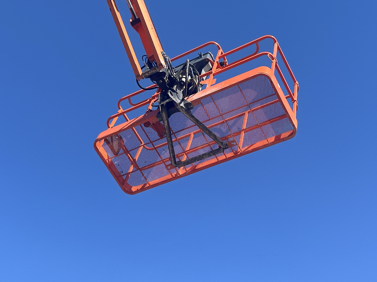 2018 JLG 660SJ-4