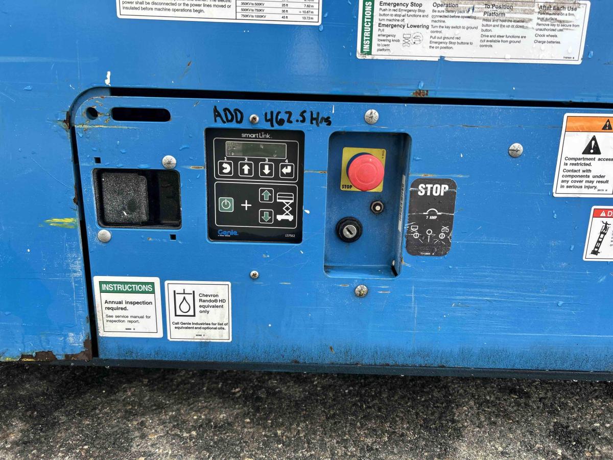2017 Genie GS-4047