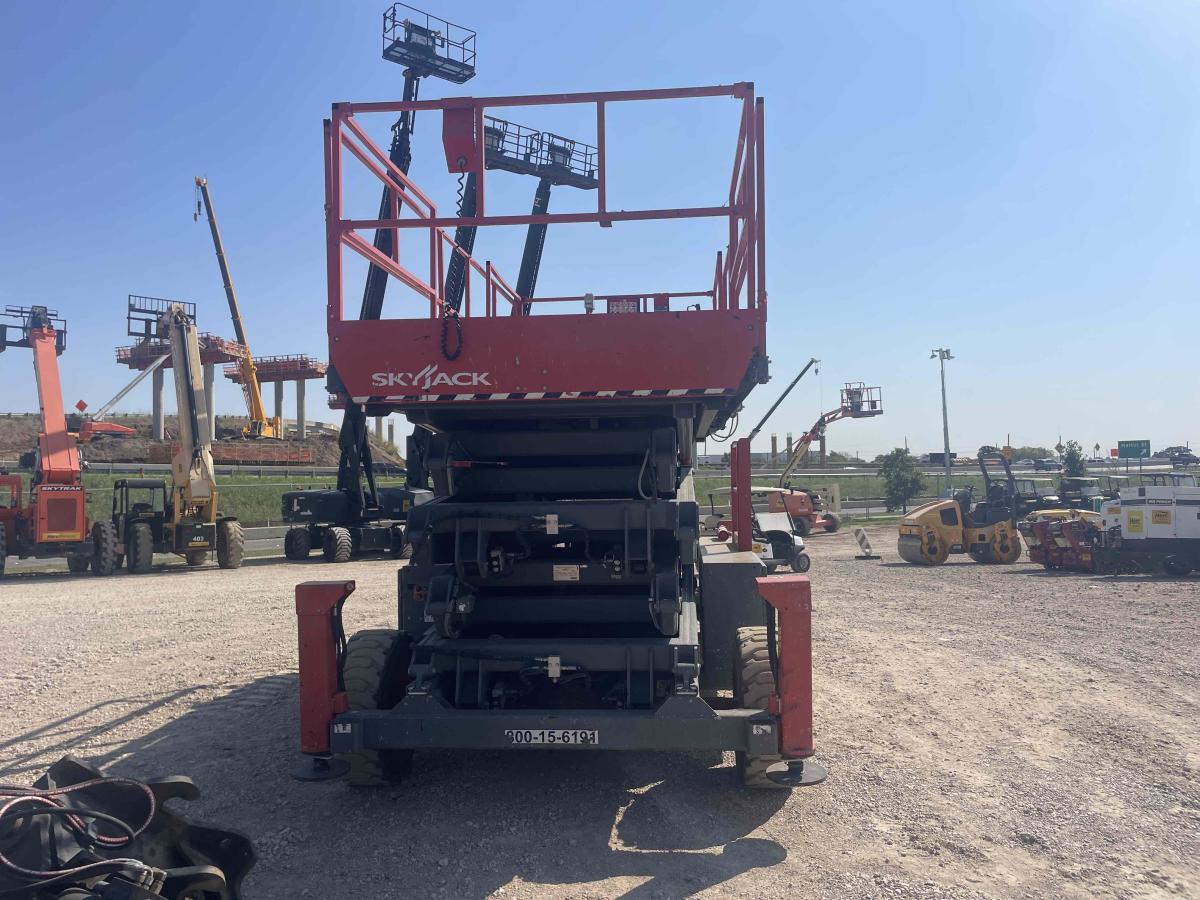 2017 Skyjack SJ9250 RT
