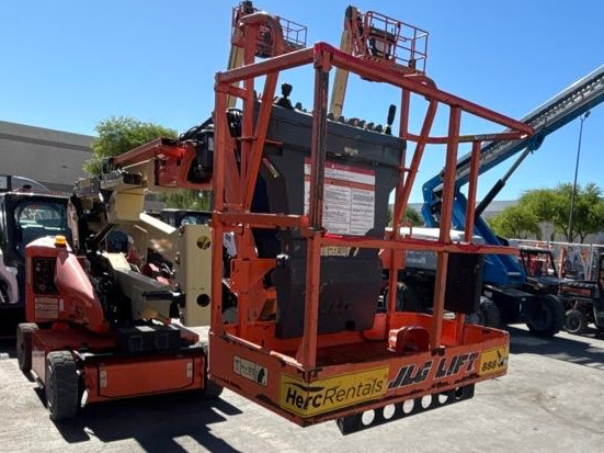 2018 JLG E400AJPN-2
