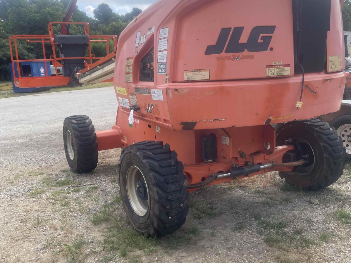 2016 JLG 400S