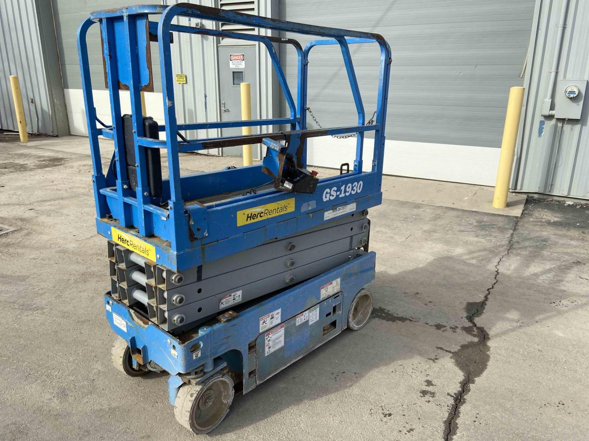 2018 Genie GS-1930