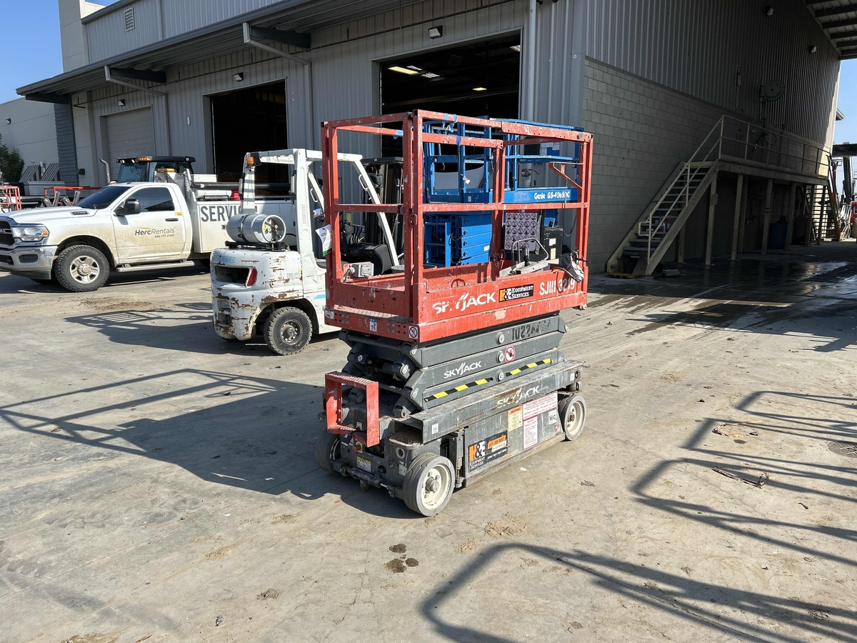 2017 Skyjack SJ3219-6