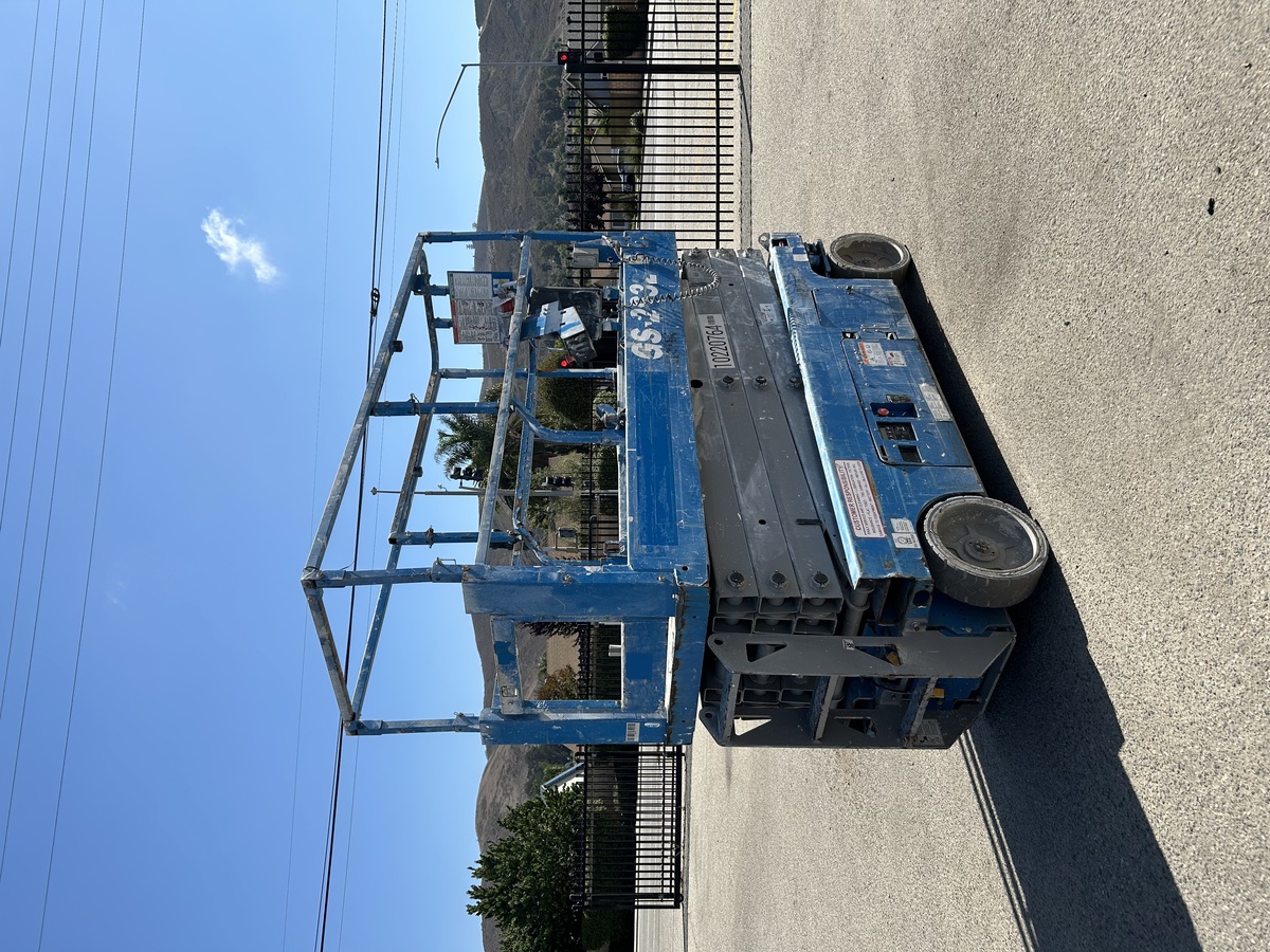 2017 Genie GS-2632-8