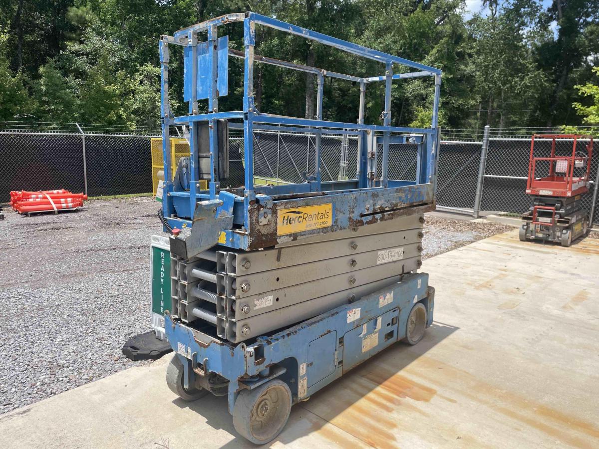 2017 Genie GS-3232-1