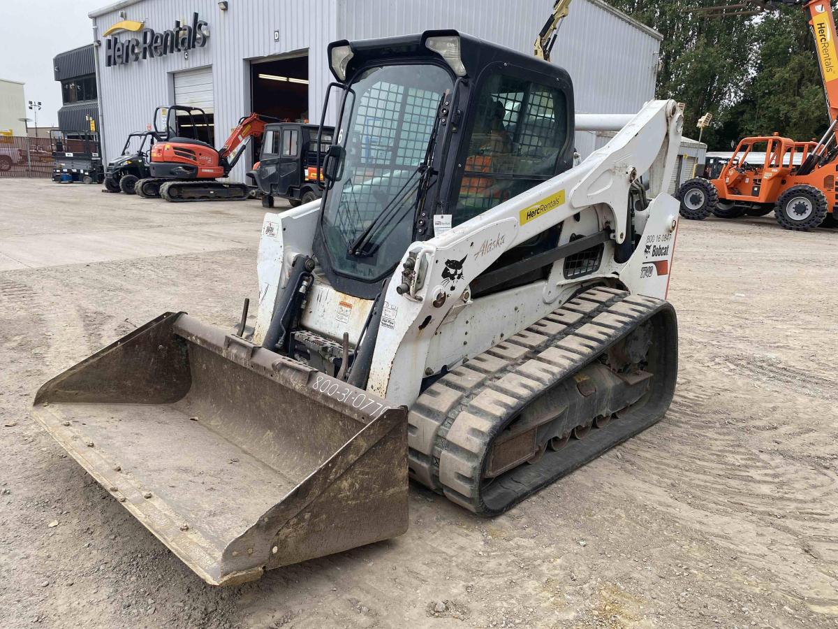 2017 Bobcat T740