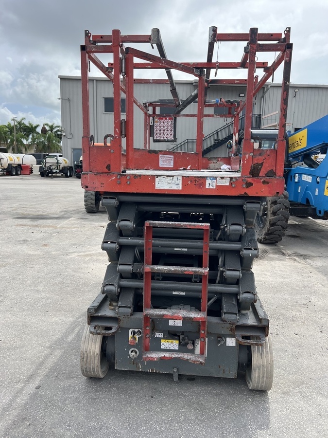 2016 Skyjack SJ4740-3