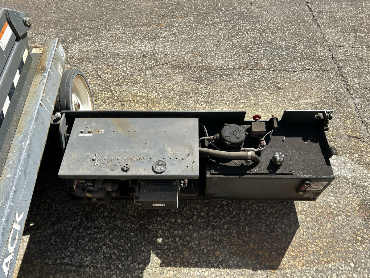 2018 Skyjack SJ4740-8