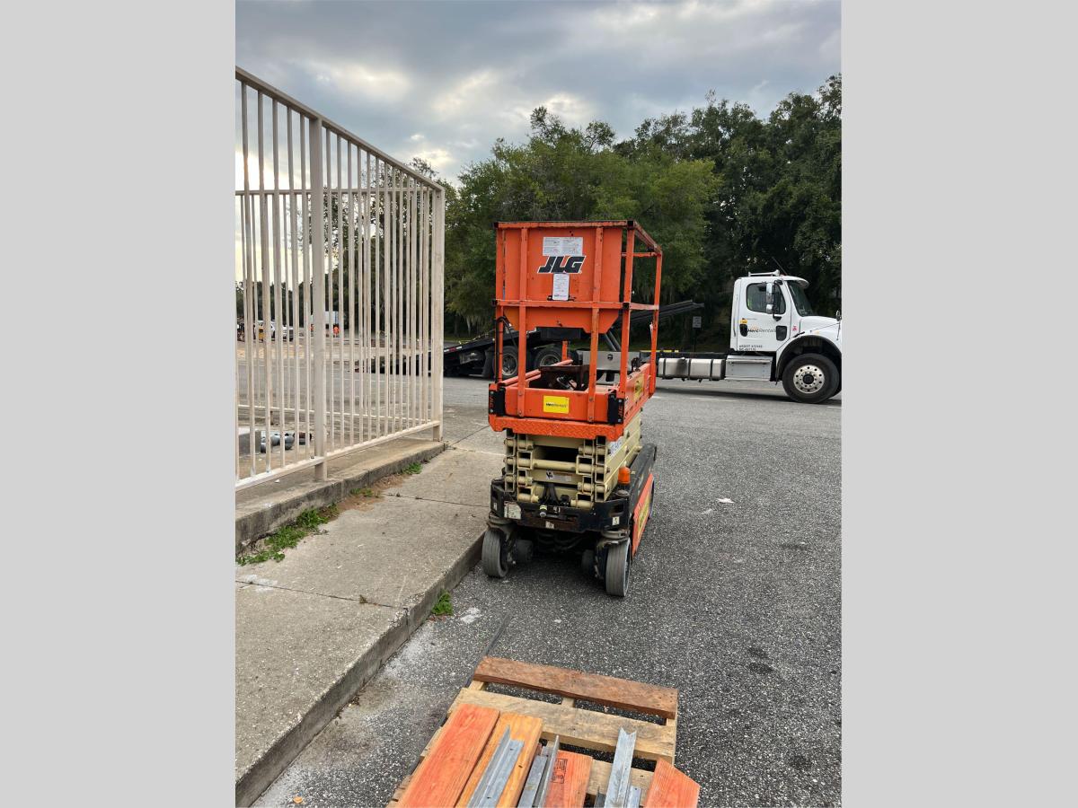 2018 JLG 1932R