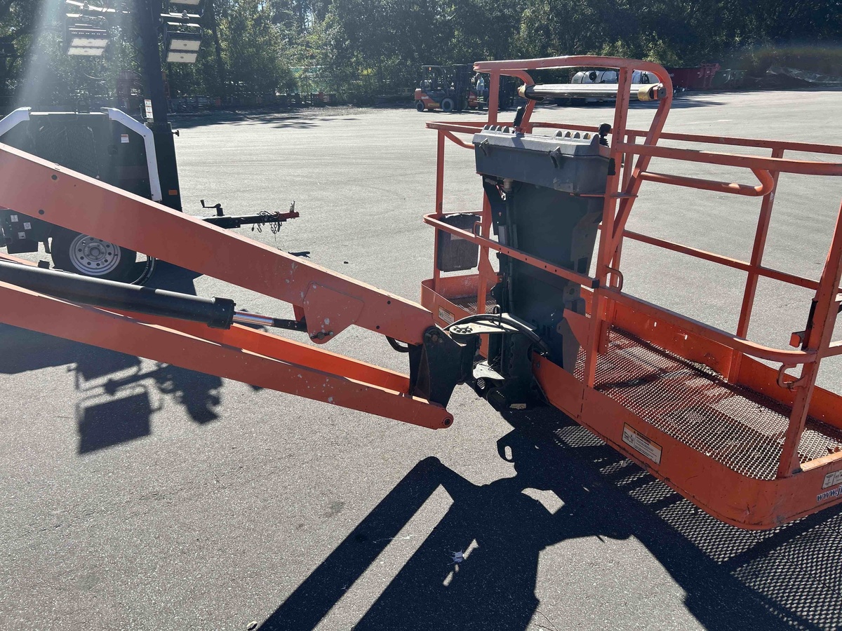 2018 JLG 460SJ-9