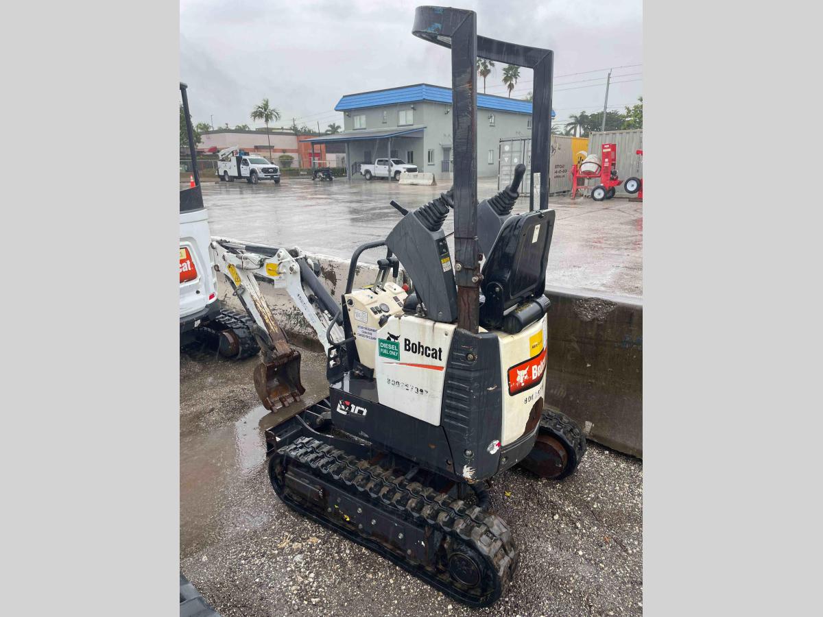 2019 Bobcat E10