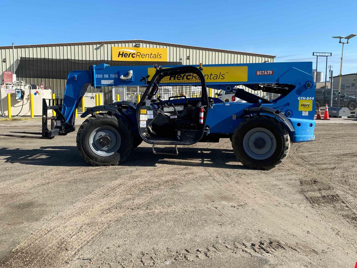 2015 Genie GTH 844