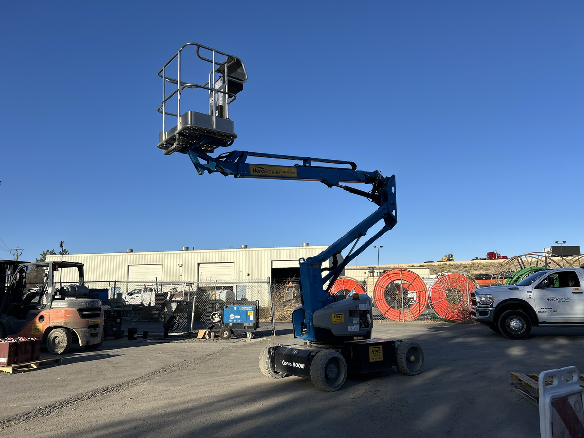 2017 Genie Z-33/18-12