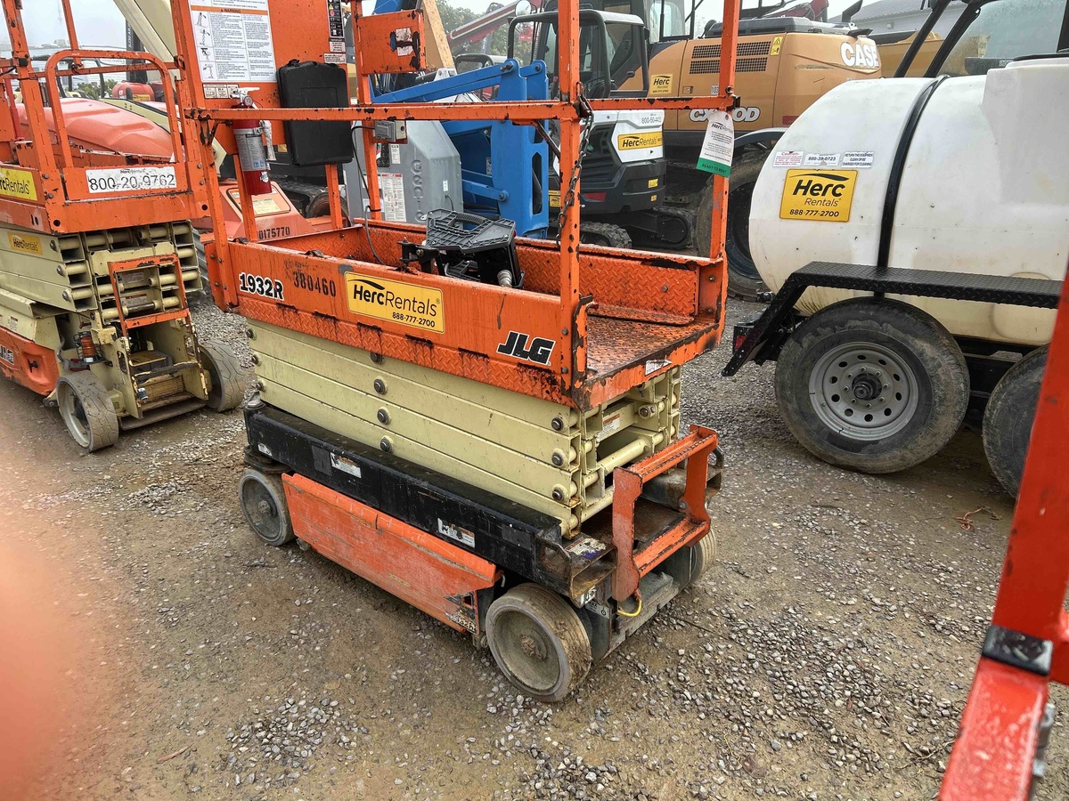 2018 JLG 1932R
