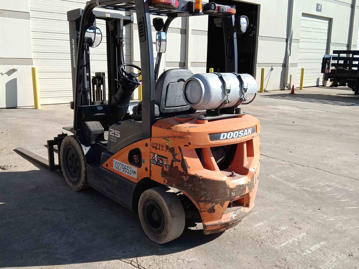2019 Doosan G25N-7-4