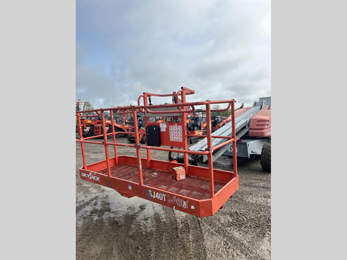 2014 Skyjack SJ40 T