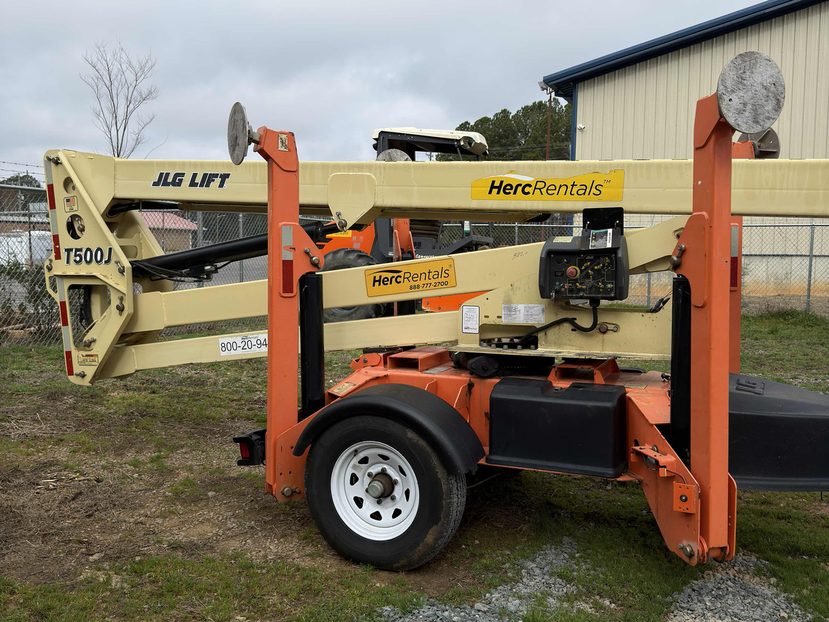2018 JLG T500J-4