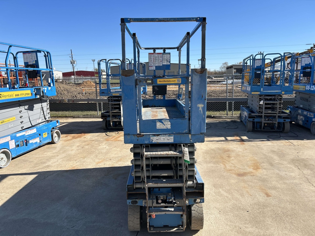 2017 Genie GS-2632-3