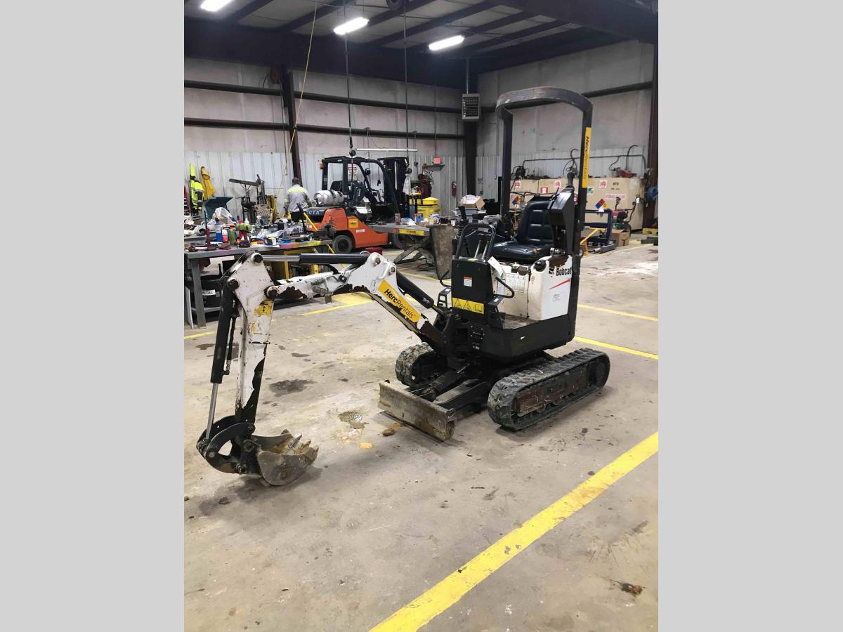 2018 Bobcat E10