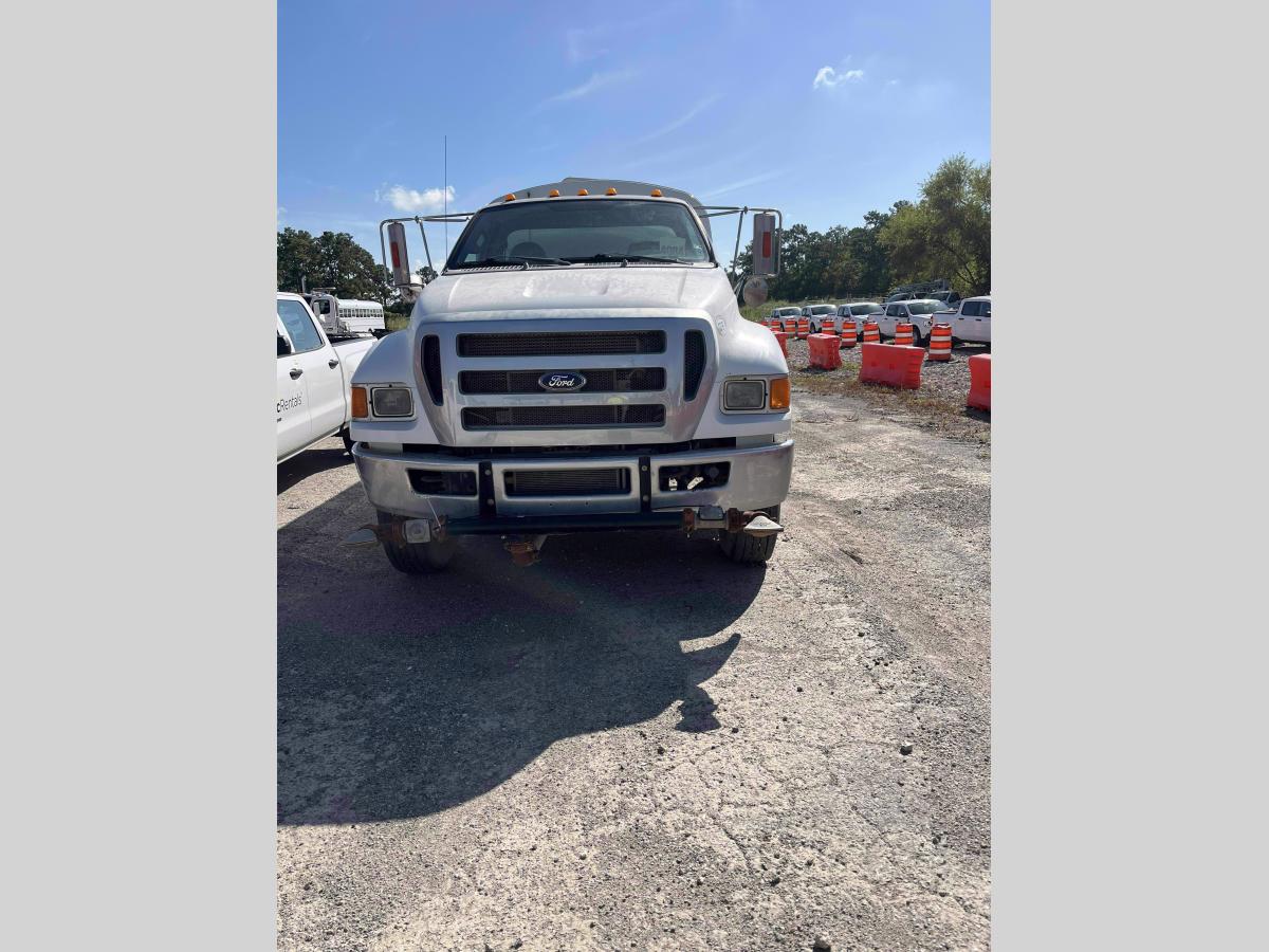 2015 Ford F750