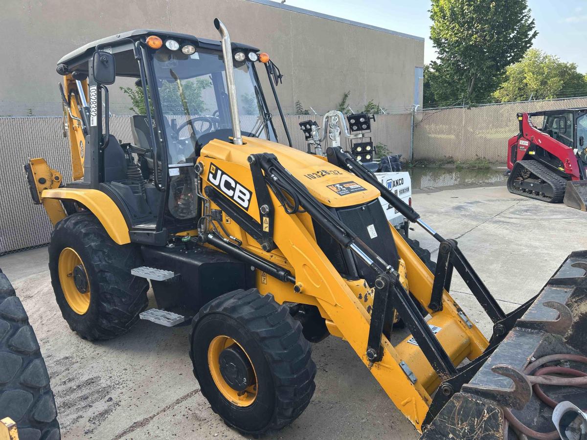 2021 JCB 3CX-2