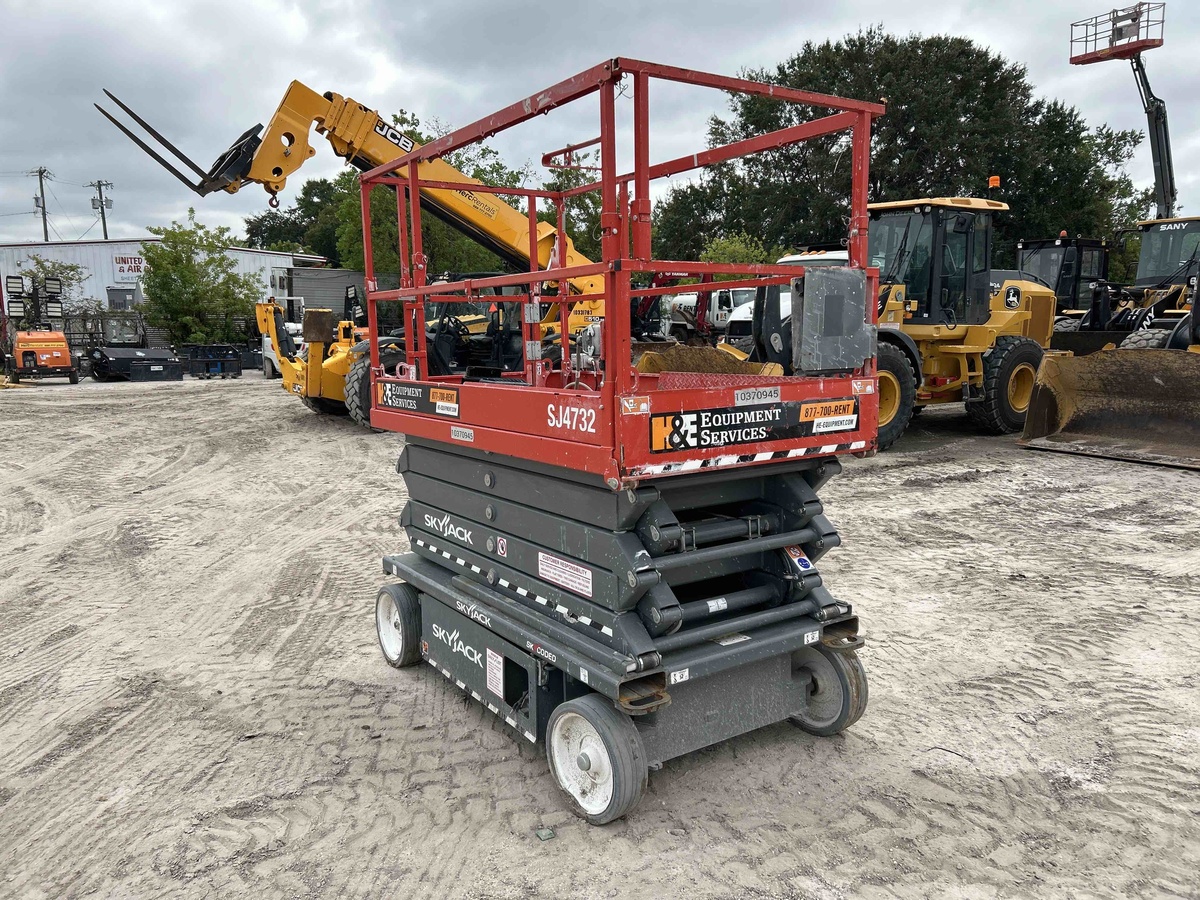 2022 Skyjack SJ4732-4