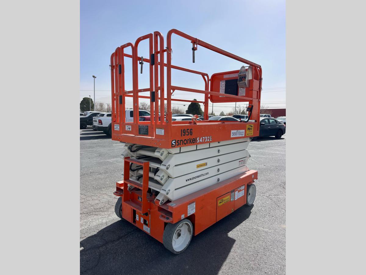 2022 Snorkel S4732E