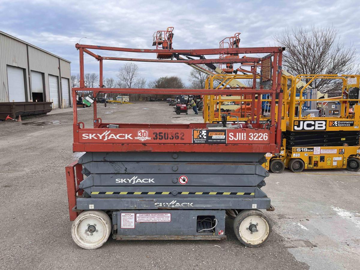 2015 Skyjack SJ3226
