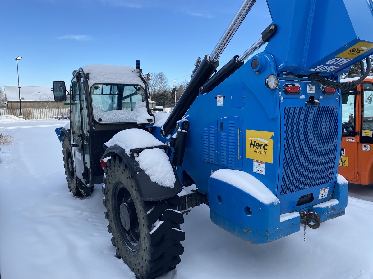 2019 Genie GTH-1056-4