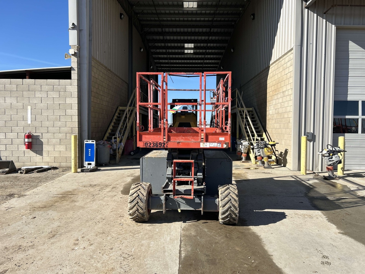 2018 Skyjack SJ-6832RT-2