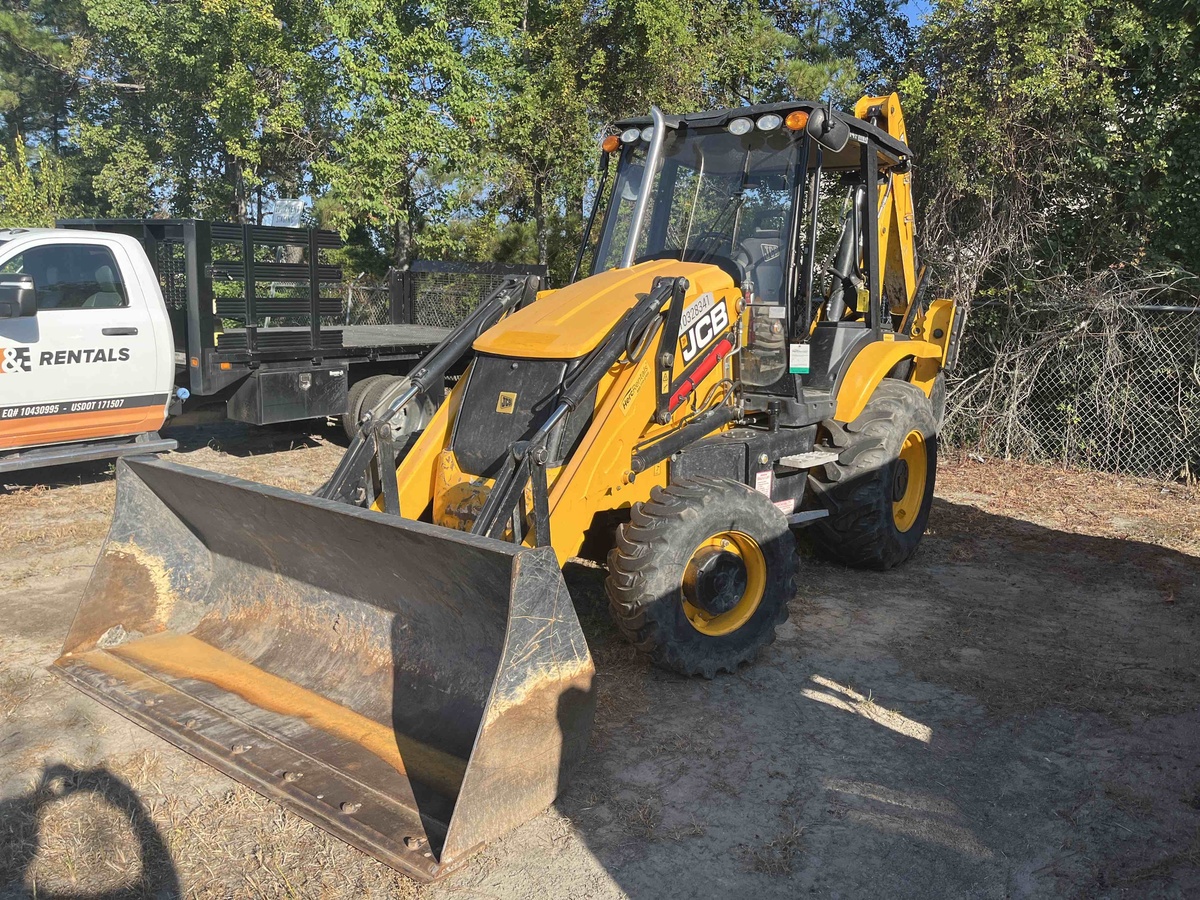 2022 JCB 3CX