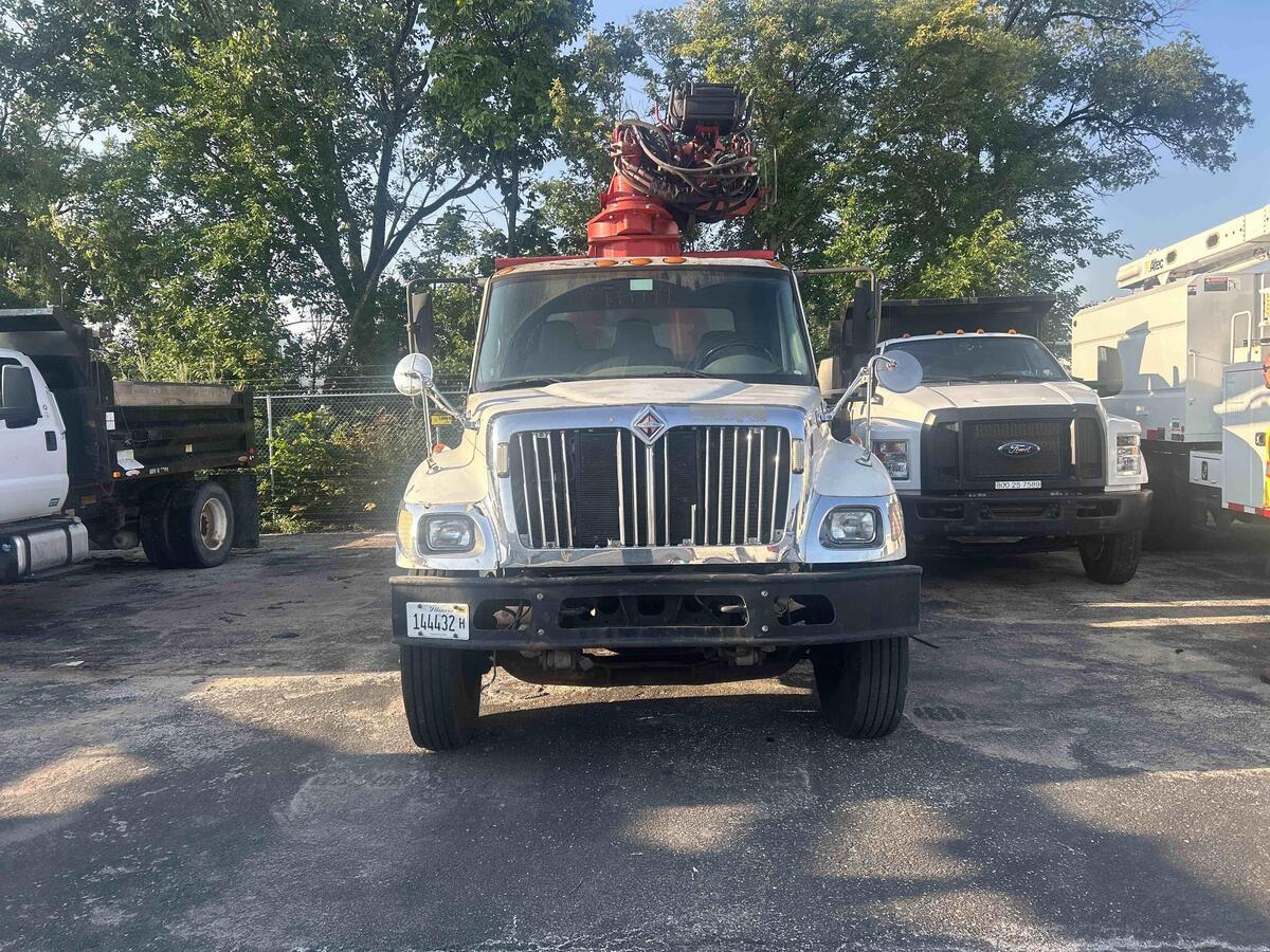2003 International 7400-4