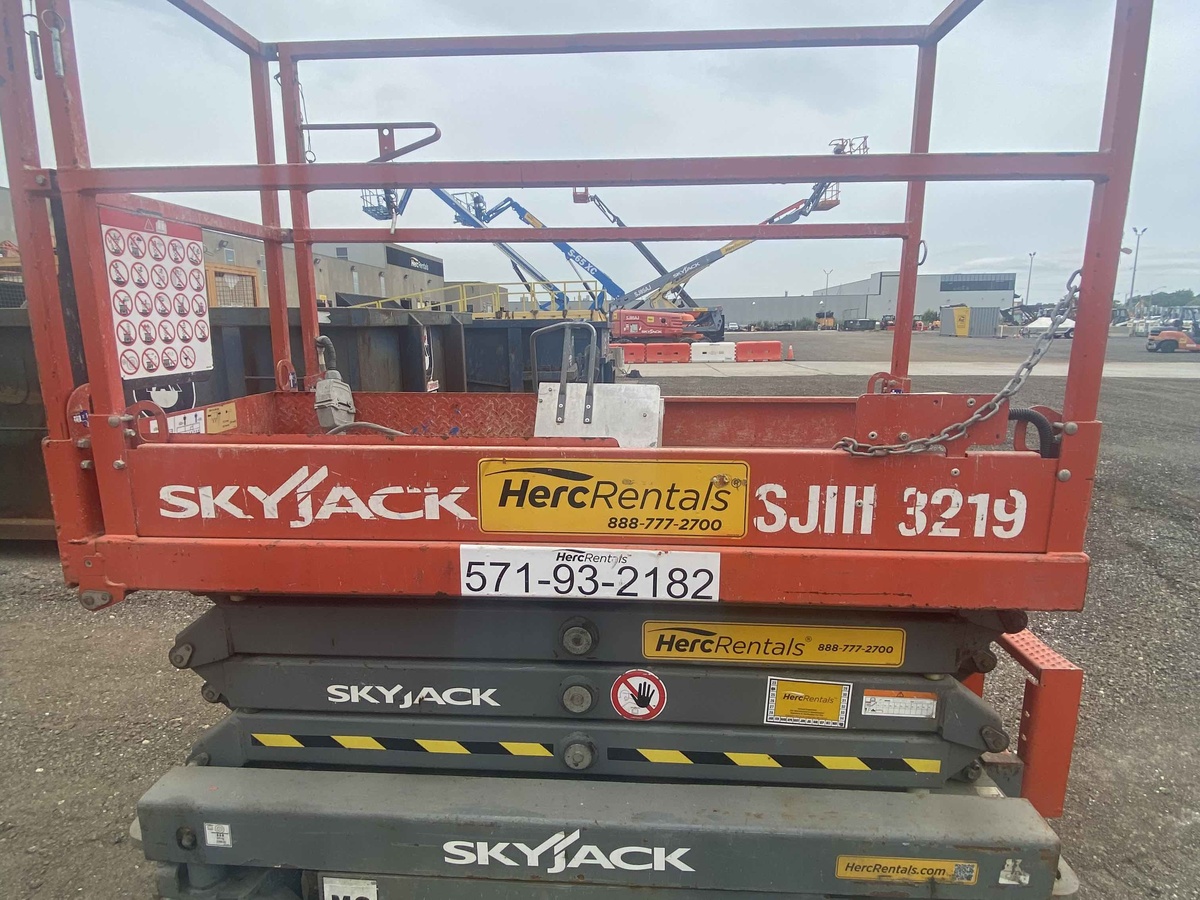 2017 Skyjack SJ3219-3