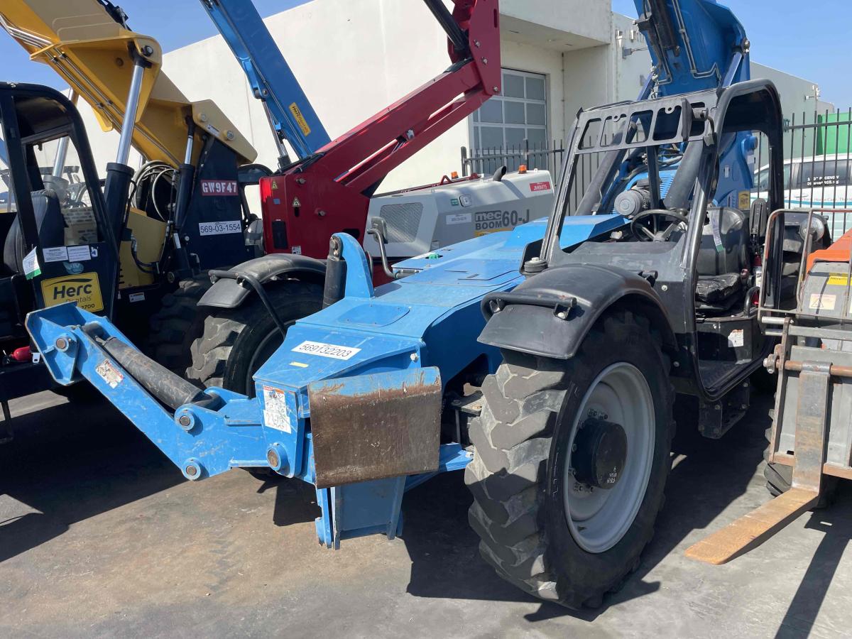 2018 Genie GTH-1056