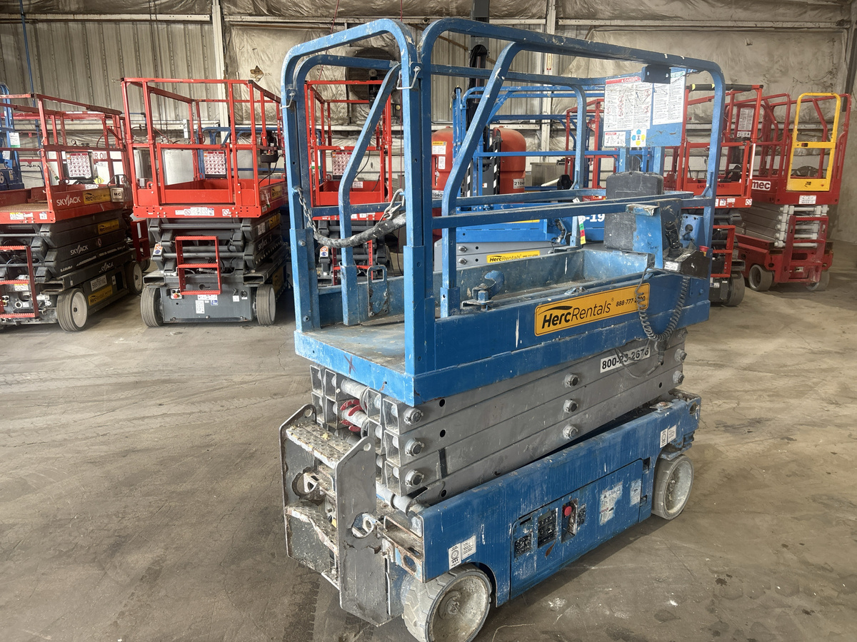 2018 Genie GS-1930
