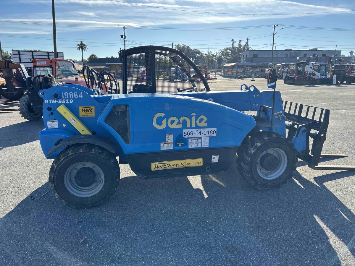 2019 Genie GTH-5519-4