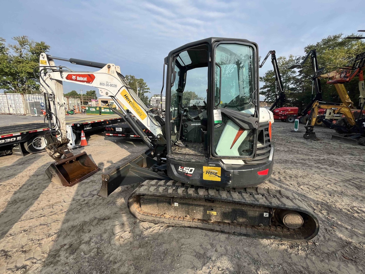 2021 Bobcat E50-4
