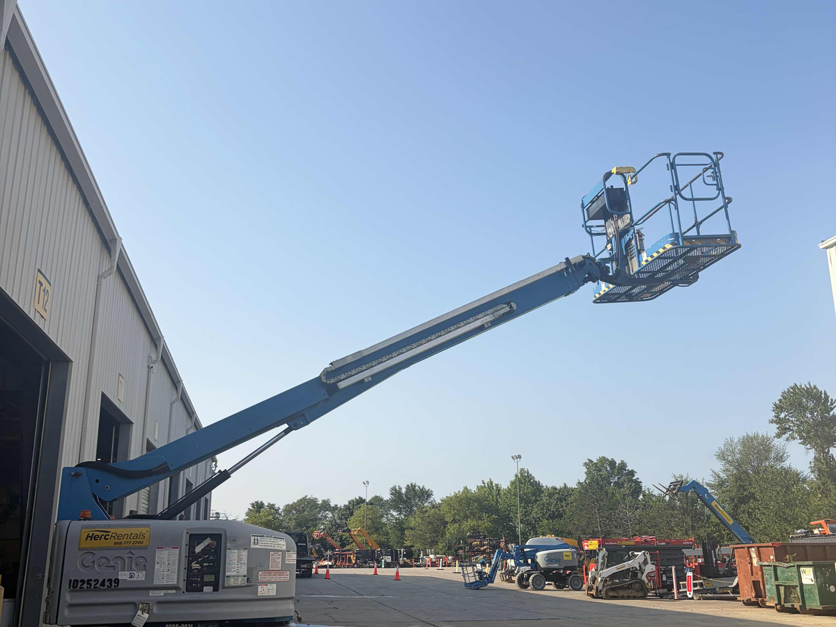 2018 Genie S-40-2