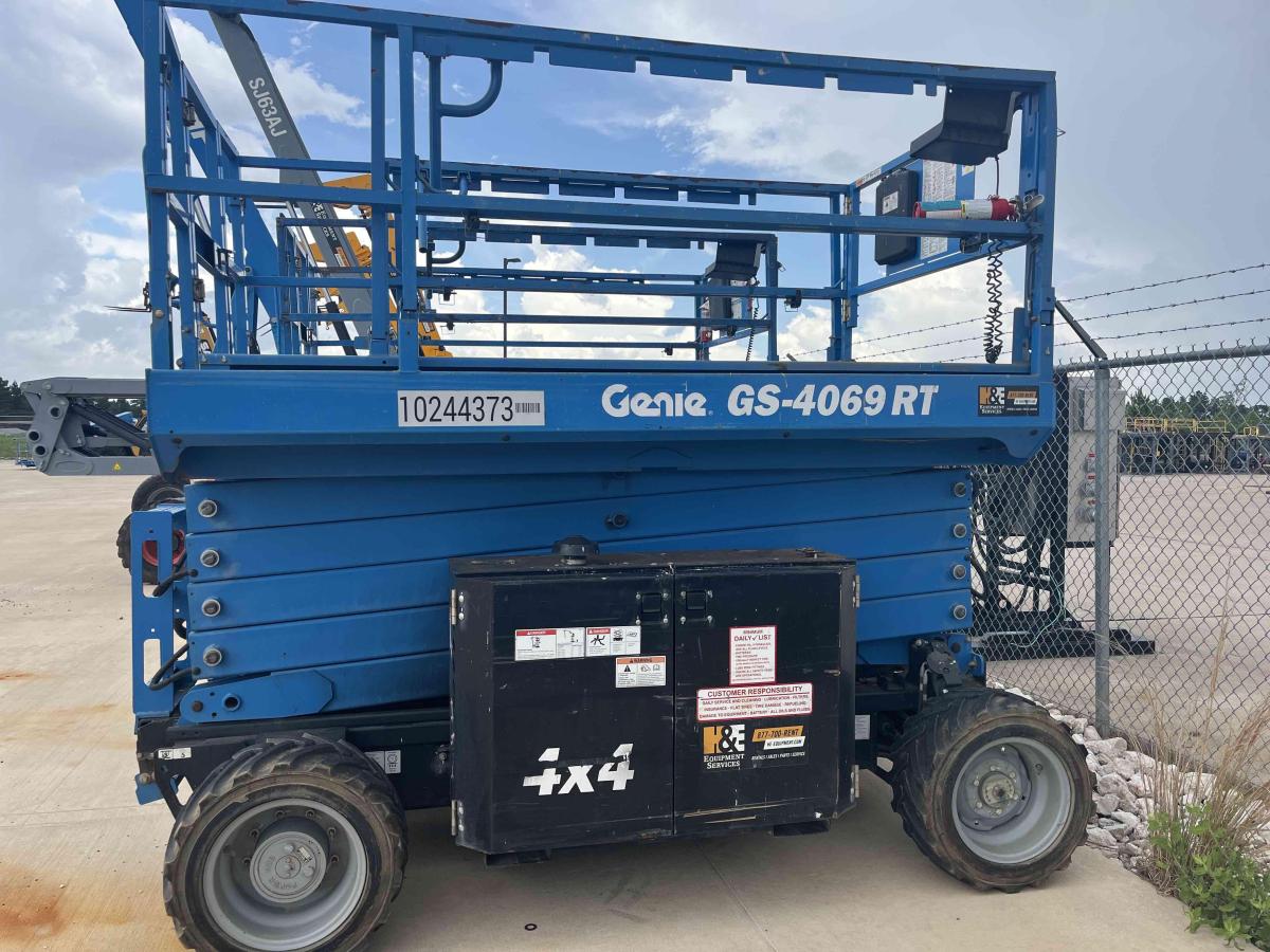 2018 Genie GS-4069 RT-4