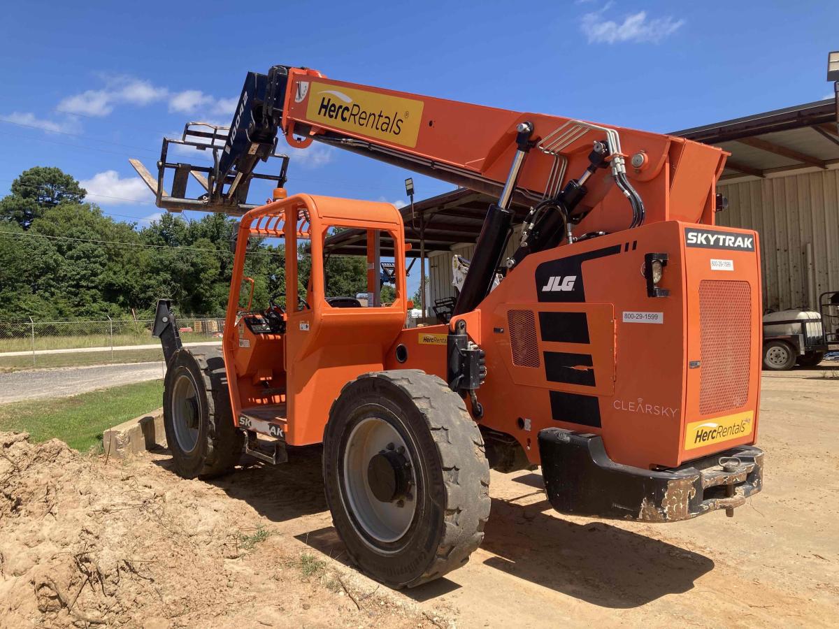2020 SkyTrak 10042