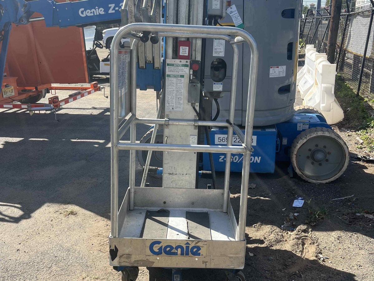 2016 Genie AWP-30S-2