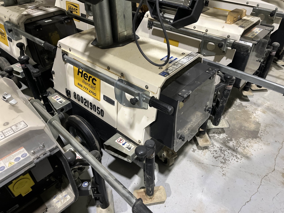 2018 Magnum PLT240-2