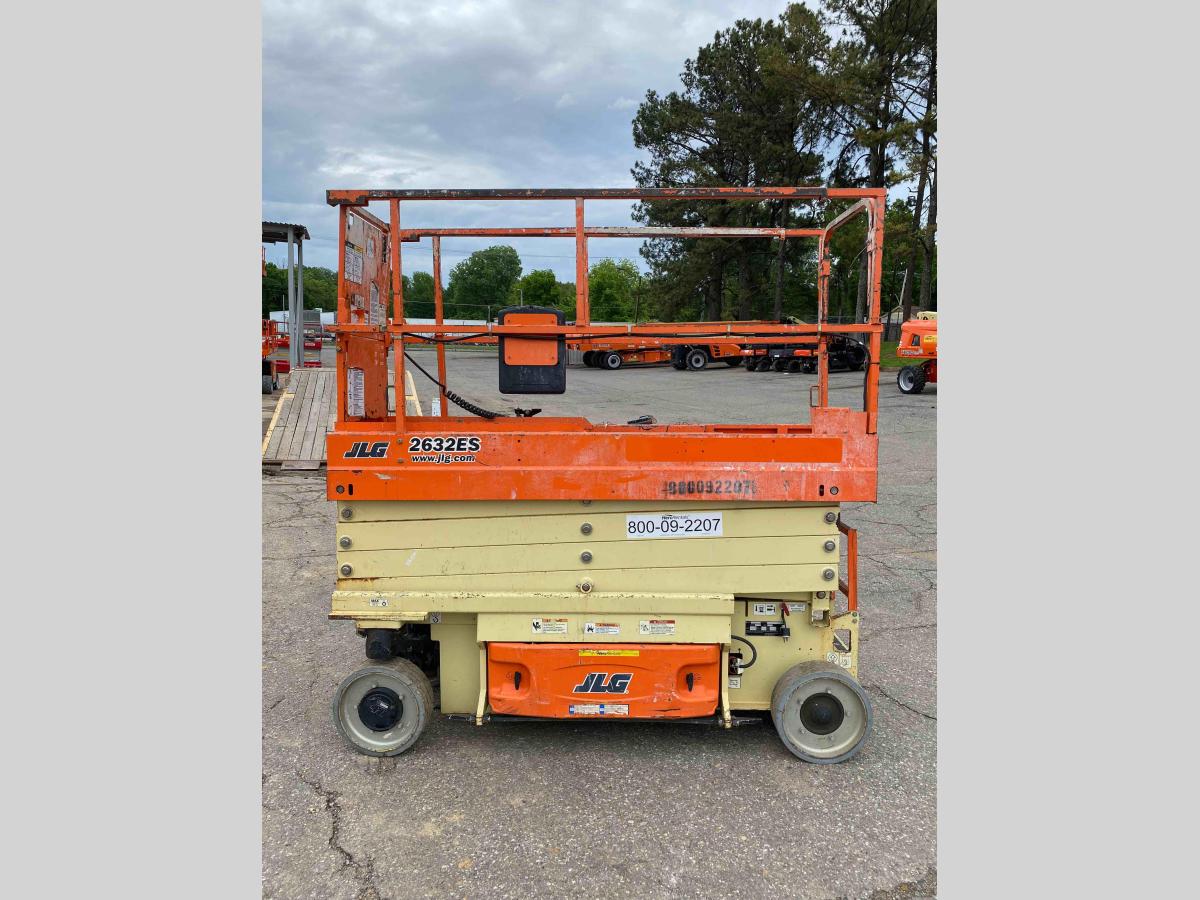 2016 JLG 2632ES-5