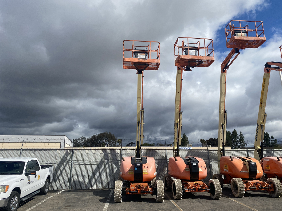 2015 JLG 600AJN Narrow-2