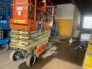 2017 JLG 2632ES