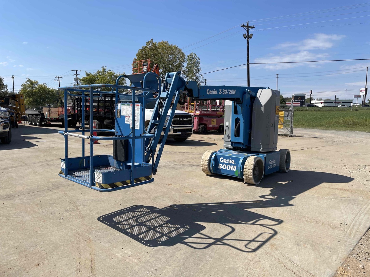 2011 Genie Z-30/20 N-4